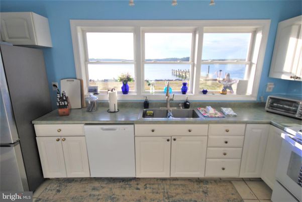 Interior, Kitchen, Water