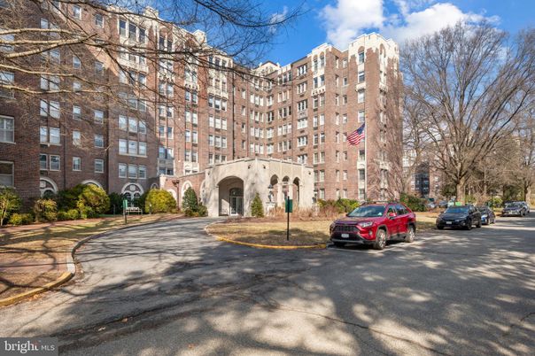 Exterior, Facade, Condo Building