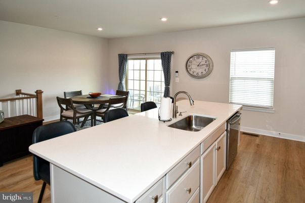Dining room, Interior, Kitchen, Recessed Lighting, Wood Texture Flooring