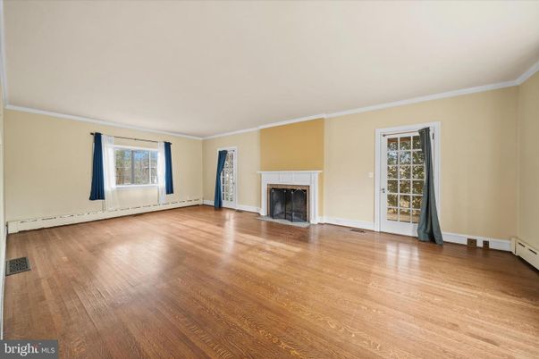 Empty room, Fireplace, Interior, Wood Texture Flooring