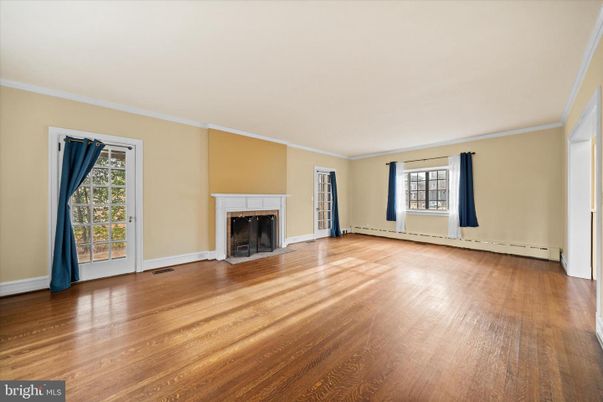 Empty room, Fireplace, Interior, Wood Texture Flooring
