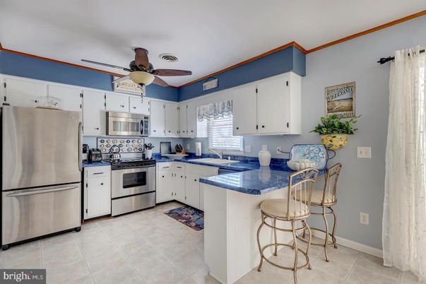 Interior, Kitchen, Stainless Steel Appliances