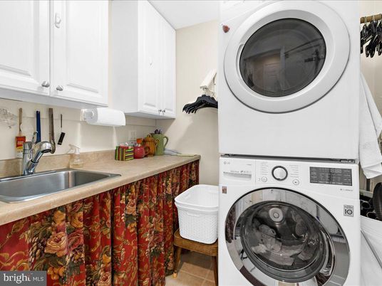 Interior, Utility Closets, Washer