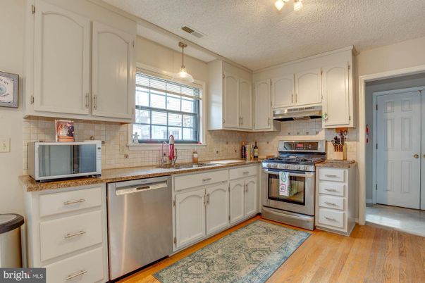Interior, Kitchen, Pendant Lights, Stainless Steel Appliances, Wood Texture Flooring
