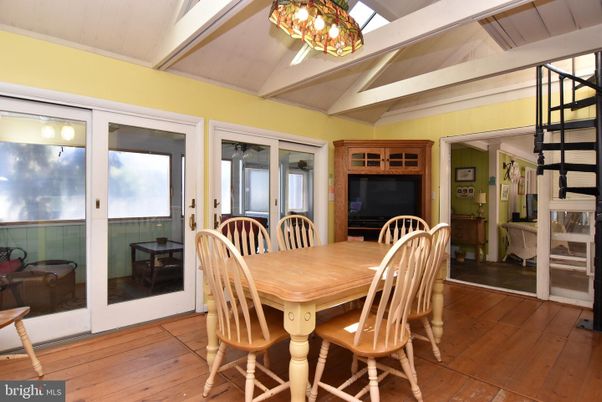 Dining room, Interior, Wood Texture Flooring