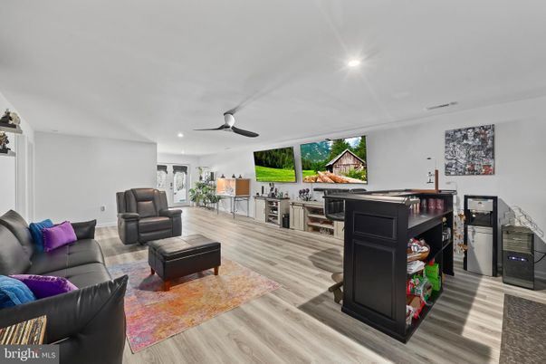 Interior, Kitchen, Living room, Recessed Lighting, Wood Texture Flooring