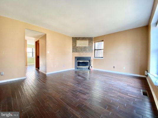 Empty room, Fireplace, Interior, Wood Texture Flooring