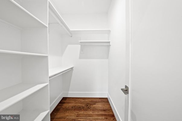 Interior, Walk-in Closets, Wood Texture Flooring