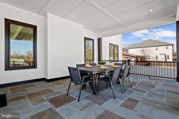 Exterior, Recessed Lighting