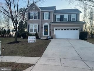 Attached, Exterior, Facade, Rowhouse