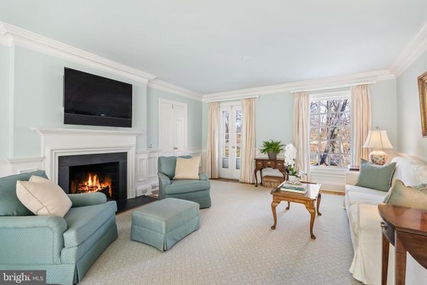 Fireplace, Interior, Living room
