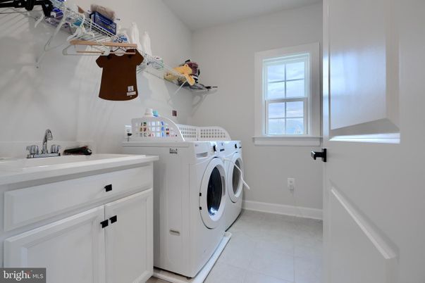Interior, Washer