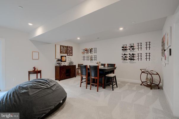 Dining room, Interior, Recessed Lighting