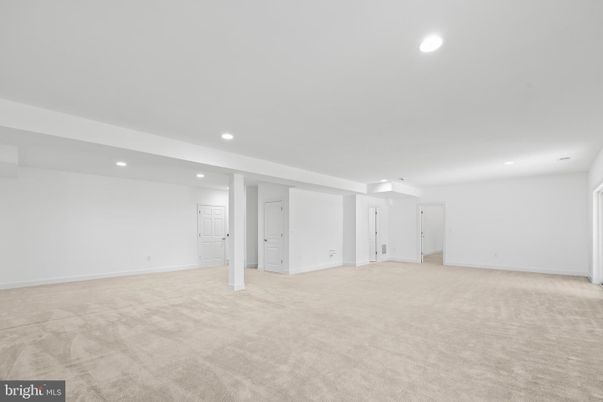 Empty room, Interior, Recessed Lighting