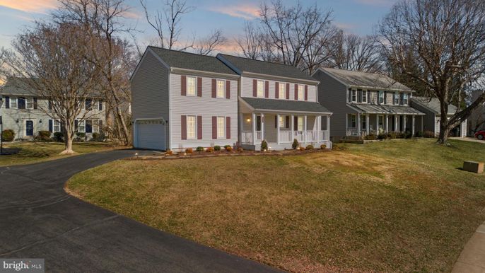 Attached, Backyard, Exterior, Facade, Georgian