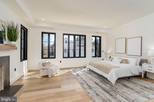 Bedroom, Fireplace, Interior, Recessed Lighting, Wood Texture Flooring