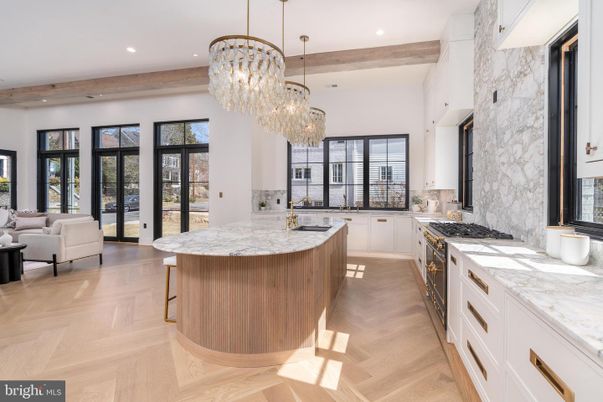 Chandelier, Interior, Kitchen, Living room, Recessed Lighting, Wooden Beams, Wood Texture Flooring