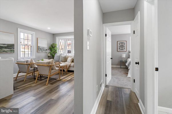Bedroom, Interior, Living room, Recessed Lighting, Wood Texture Flooring