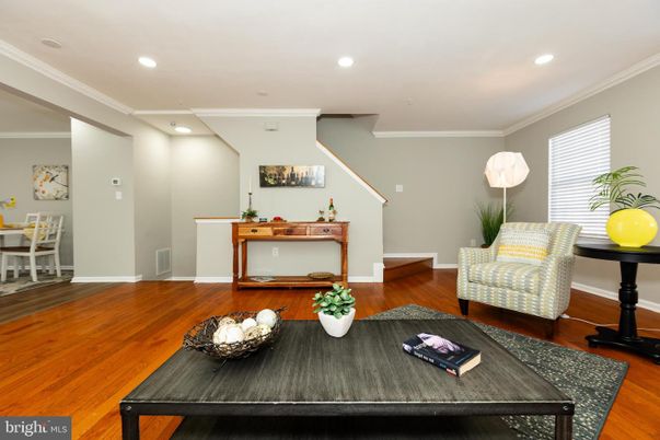 Dining room, Interior, Living room, Recessed Lighting, Wood Texture Flooring