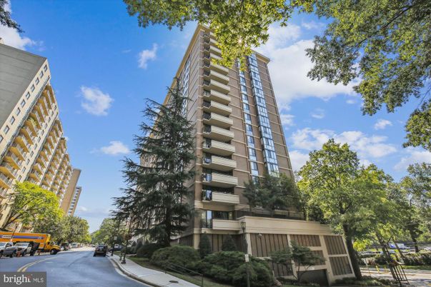 Exterior, Facade, Condo Building