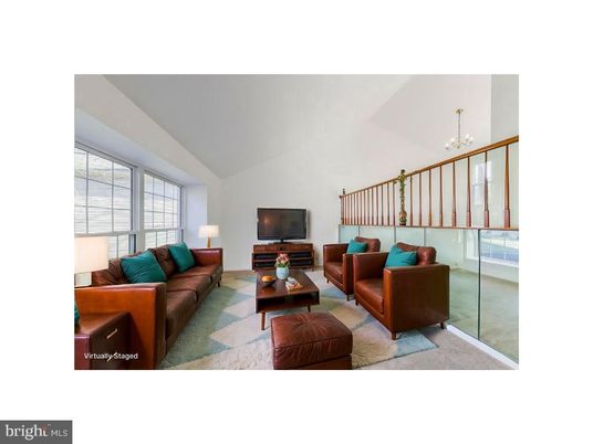 Chandelier, Interior, Living room