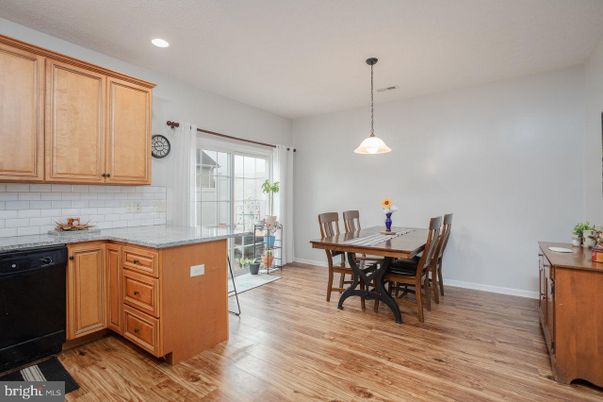 Dining room, Interior, Kitchen, Pendant Lights, Recessed Lighting, Wood Texture Flooring