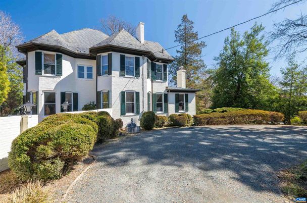 Backyard, Exterior, Facade, French Provincial
