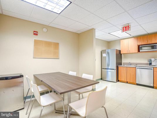 Dining room, Interior, Kitchen, Stainless Steel Appliances