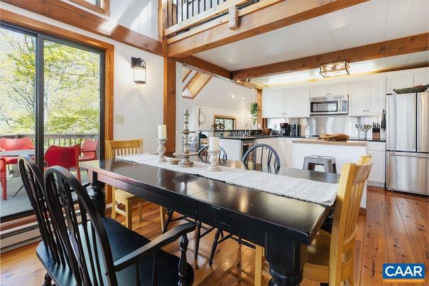 Dining room, Interior, Kitchen, Stainless Steel Appliances, Wooden Beams, Wood Texture Flooring