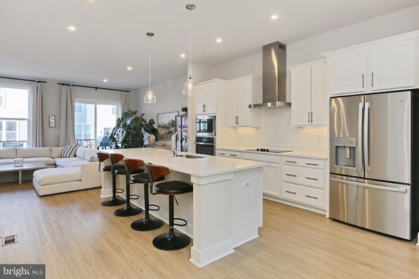 Interior, Kitchen, Living room, Pendant Lights, Recessed Lighting, Stainless Steel Appliances, Wood Texture Flooring