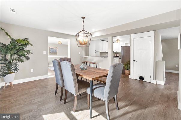 Dining room, Interior, Kitchen, Pendant Lights, Wood Texture Flooring