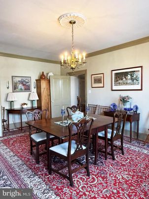 Chandelier, Dining room, Interior