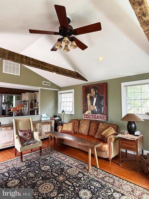 Interior, Living room, Recessed Lighting, Wooden Beams, Wood Texture Flooring