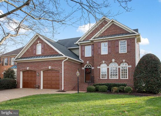Attached, Exterior, Facade, Brick Facade, Brick Traditional