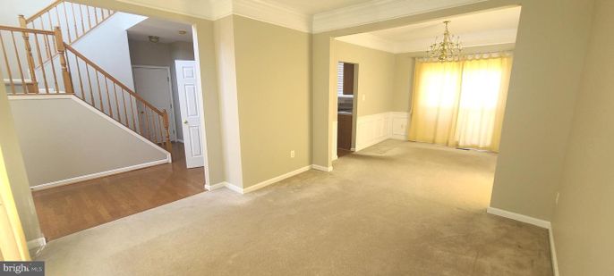 Chandelier, Empty room, Interior, Wood Texture Flooring
