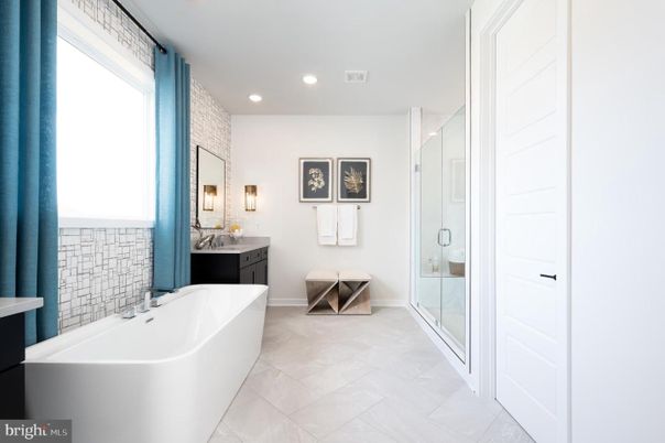 Bathroom, Free Standing Baths, Interior, Recessed Lighting