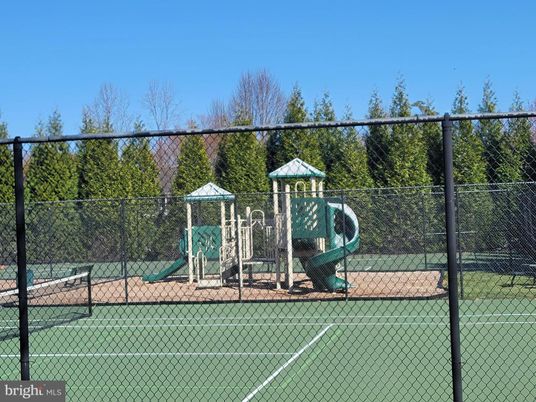 Exterior, Playground, Tennis Courts