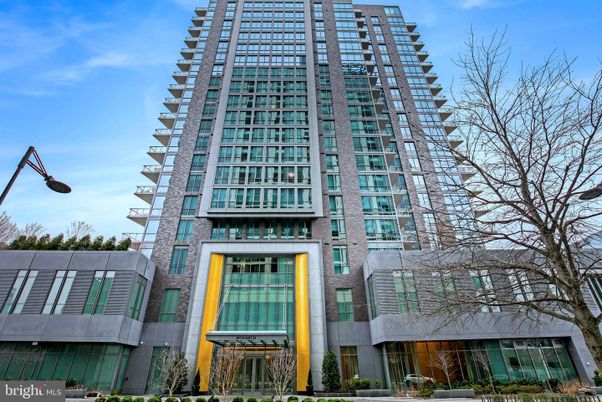Exterior, Facade, Condo Building