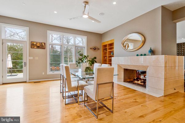 Dining room, Fireplace, Interior, Recessed Lighting, Wood Texture Flooring