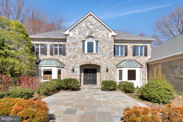 Exterior, Facade, Brick Traditional