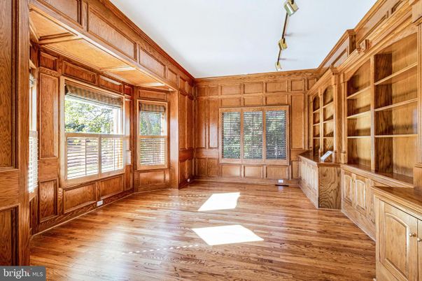 Empty room, Interior, Wood Texture Flooring, Wooden Walls