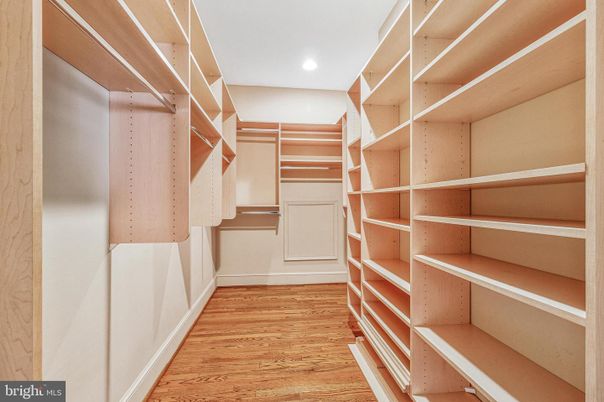 Interior, Recessed Lighting, Walk-in Closets, Wood Texture Flooring