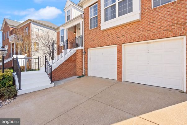 Attached, Exterior, Facade, Brick Facade, Rowhouse
