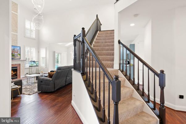 Fireplace, Interior, Living room, Pendant Lights, Recessed Lighting, Wood Texture Flooring