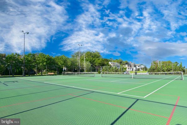 Exterior, Tennis Courts