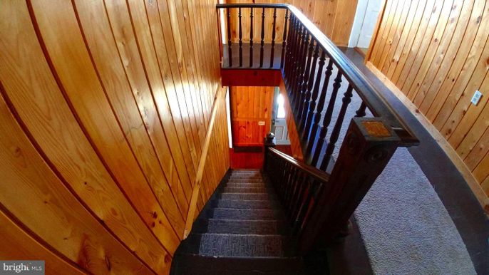 Interior, Wooden Walls