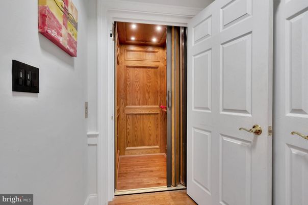 Elevator, Interior, Recessed Lighting, Sauna Room