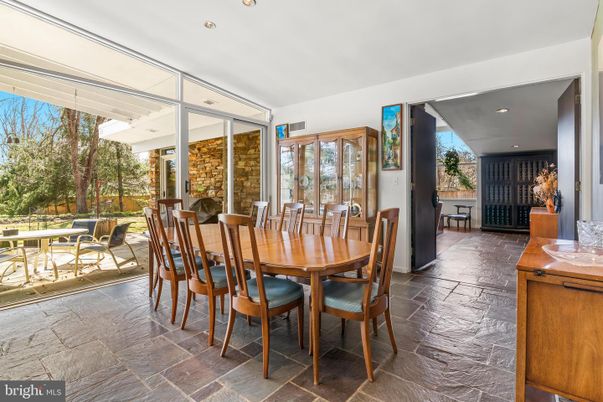 Dining room, Interior, Recessed Lighting
