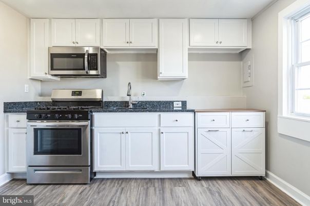 Interior, Kitchen, Stainless Steel Appliances, Wood Texture Flooring