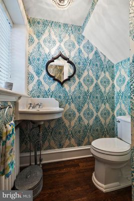Bathroom, Interior, Wood Texture Flooring